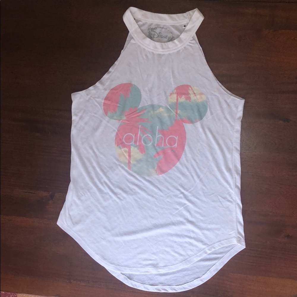 High neck tank top with design